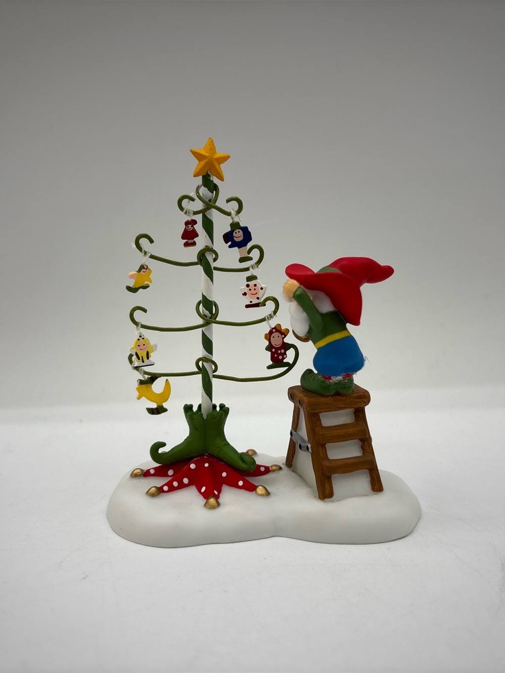 Department 56 2004 Vintage HVC North Pole Series Krinkles For Sale 56.56876 EUC